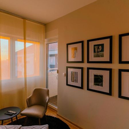 Nar Royalton Accommodation Nis Exterior foto