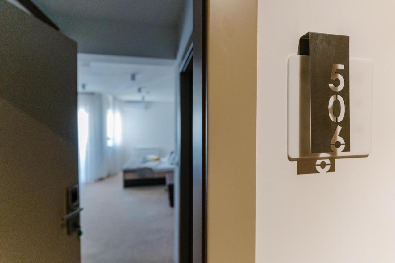 Nar Royalton Accommodation Nis Quarto foto