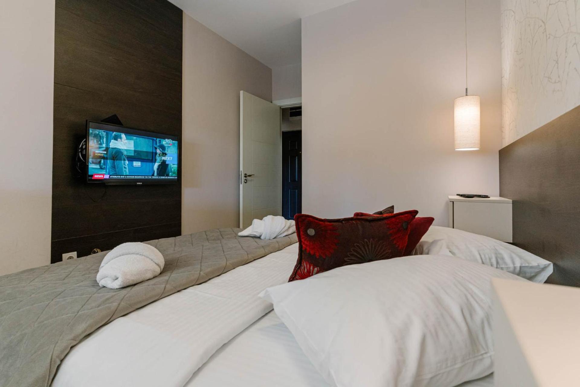 Nar Royalton Accommodation Nis Quarto foto