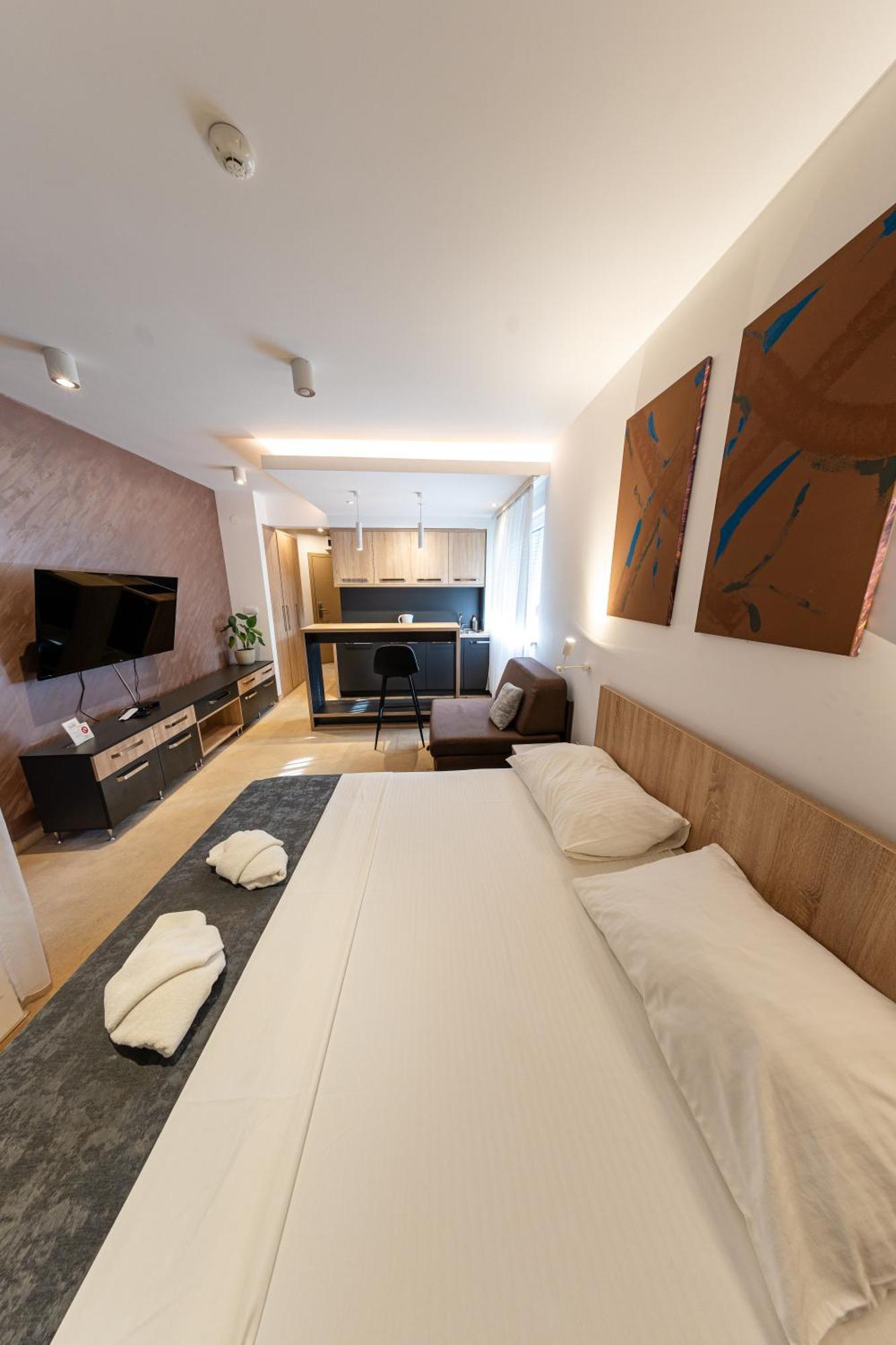 Nar Royalton Accommodation Nis Quarto foto