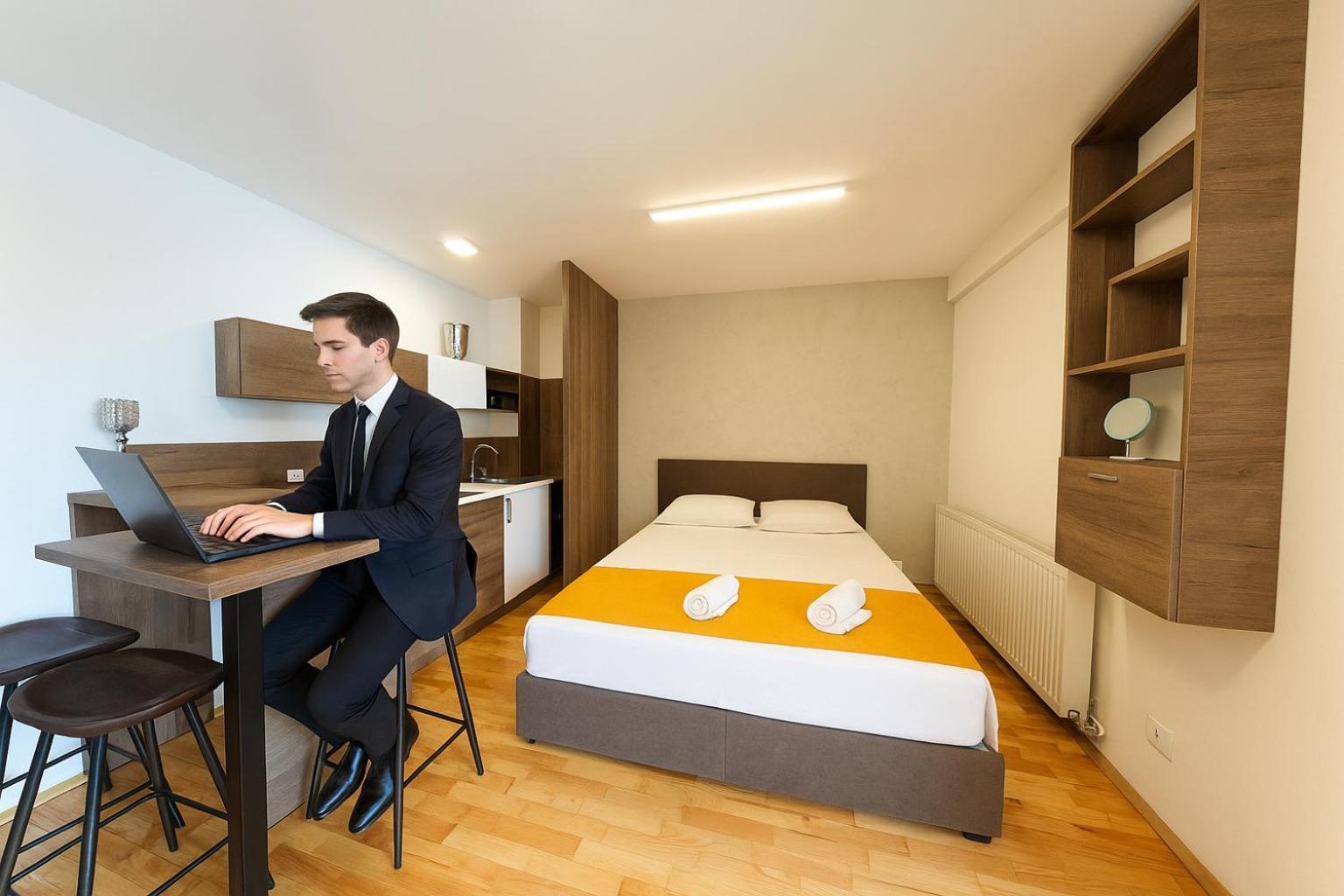 Nar Royalton Accommodation Nis Exterior foto